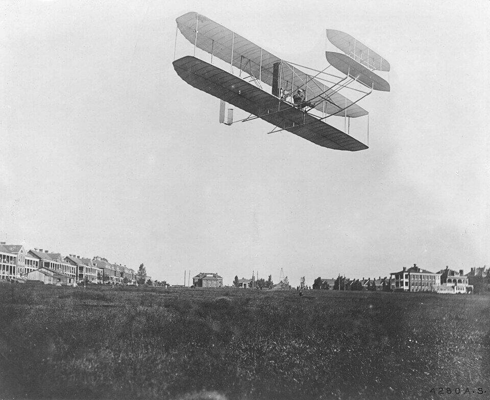 Orville demonstrating the Flyer to the U.S. Army, Fort Myer, Virginia September 1908.