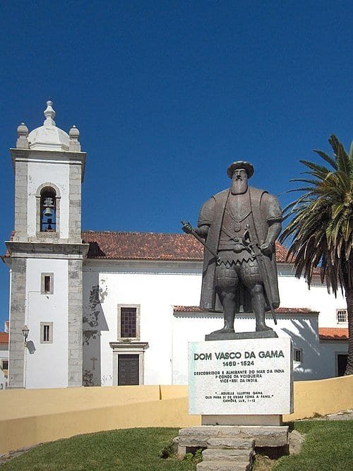 Vasco da Gama: The First Sea Route to India 2 Bronze statue of Vasco da Gama at his birthplace, Sines, Portugal